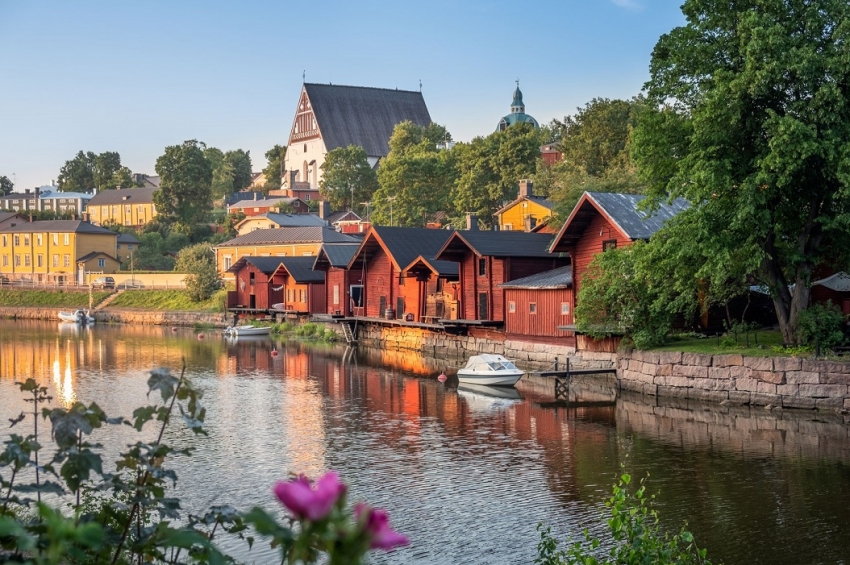 Cei mai fericiți oameni în 2020 au fost în Finlanda. Românii - pe locul 46