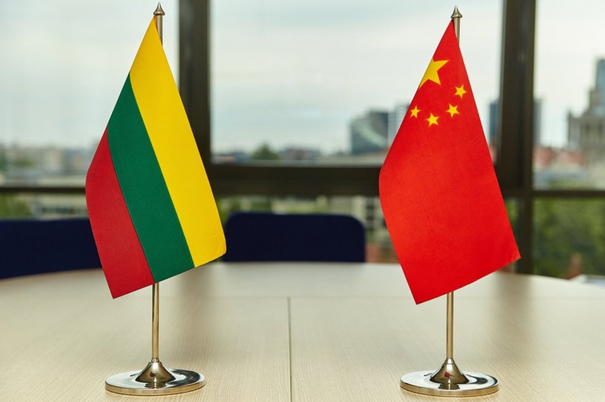 Lituania și-a evacuat ambasada din China