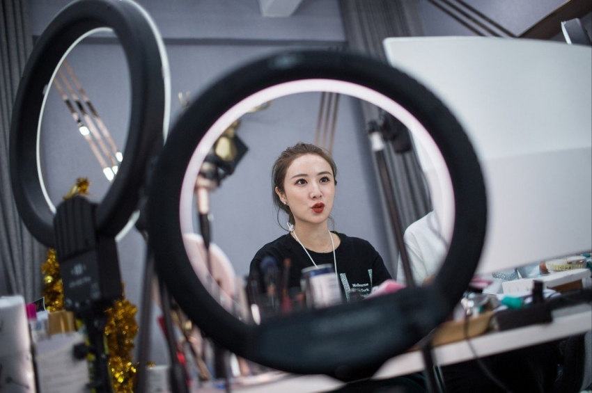 China o oferit celebrităților 10 zile pentru a plăti restanțele la impozite