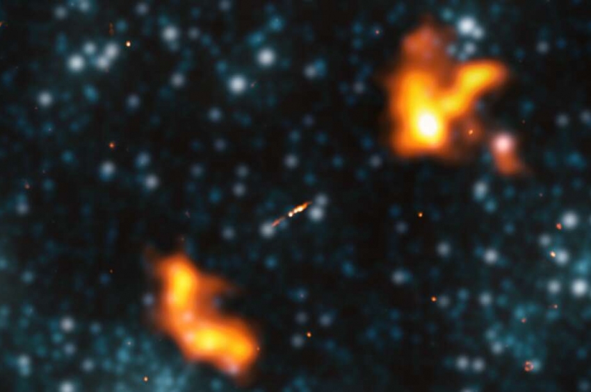 Ce au descoperit astronomii la distanța de 3 miliarde de ani-lumină