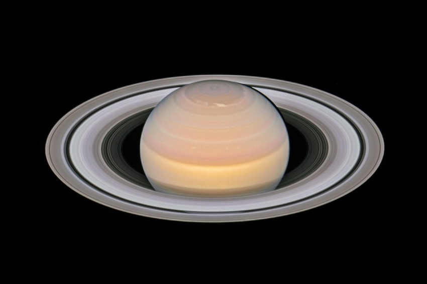 Peste câți ani planeta Saturn va rămâne fără inele?