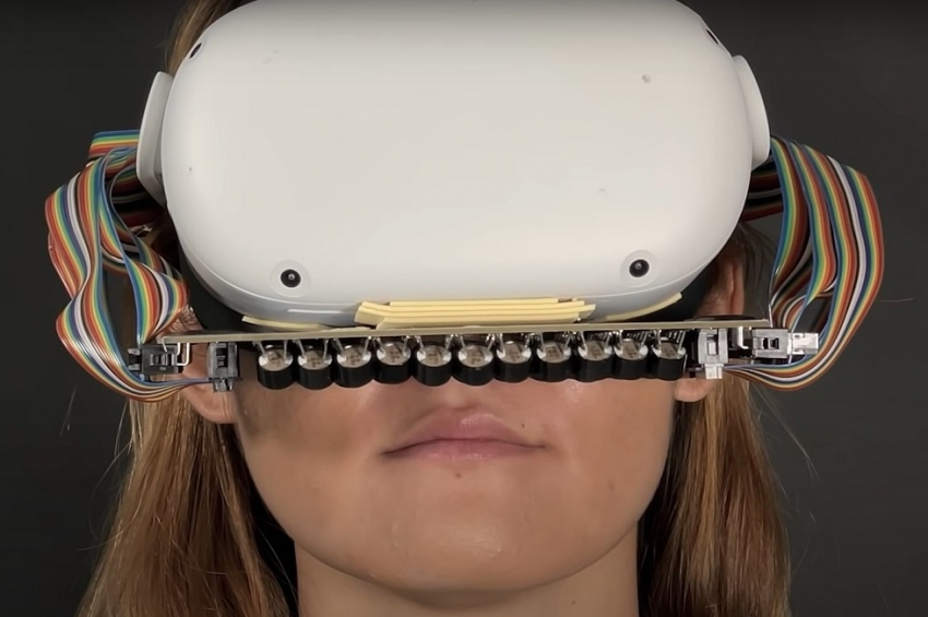 [video] Căști de realitate virtuală care simulează senzația atingerii