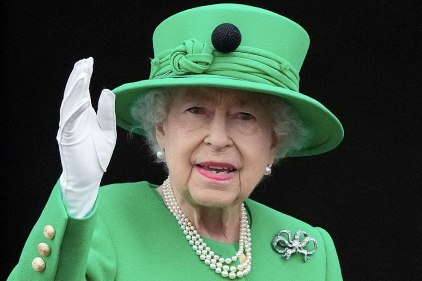 Regina Elizabeth II s-a stins din viață. Cine este succesorul la tronul britanic?