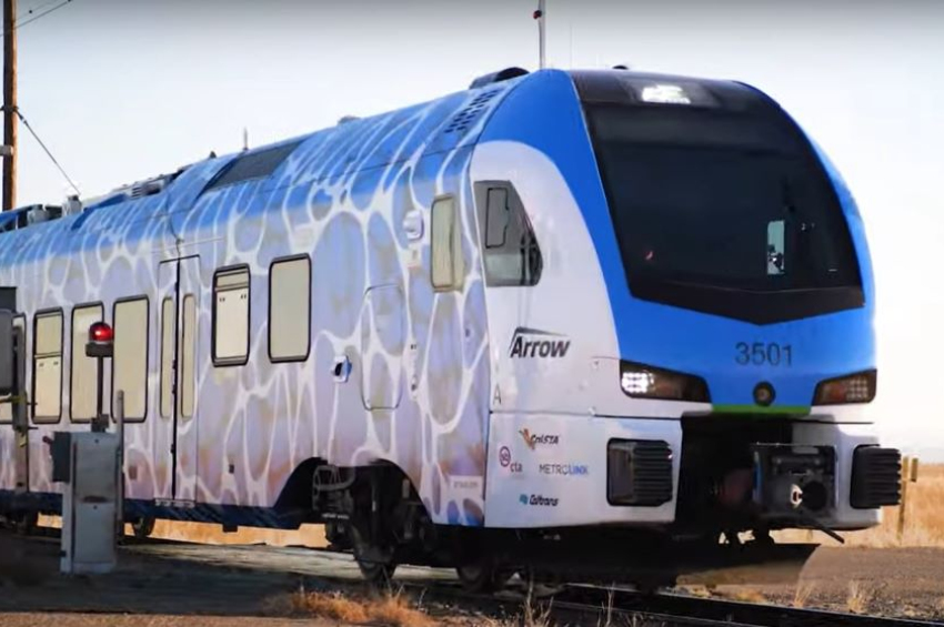 [video] Swiss train breaks record for longest continuous journey by hydrogen-powered ...