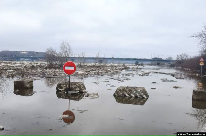 [video] Record floods in Russia wash out uranium waste into Tobol River