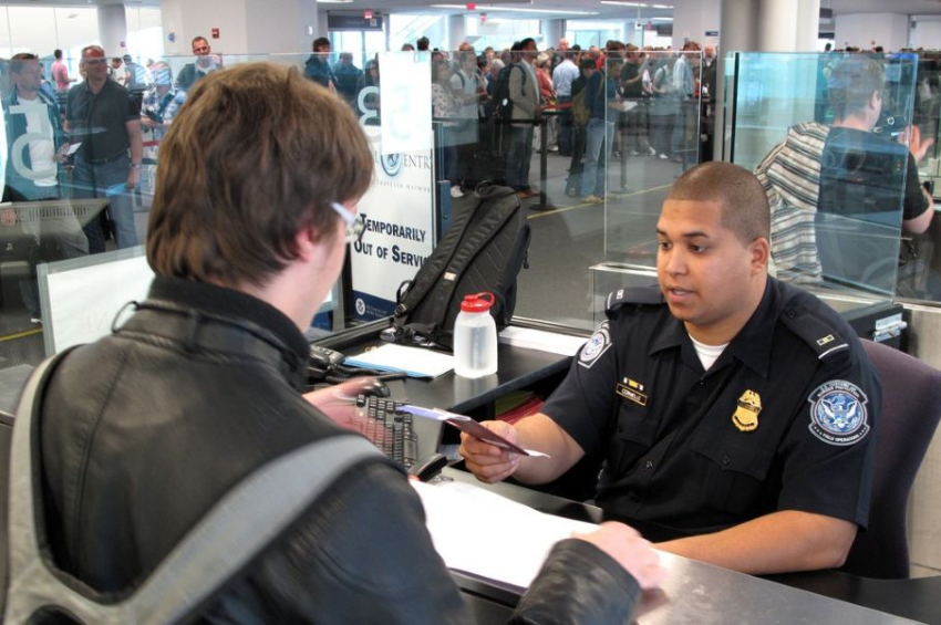 Trump administration wants to force some visitors to disclose their social media activity